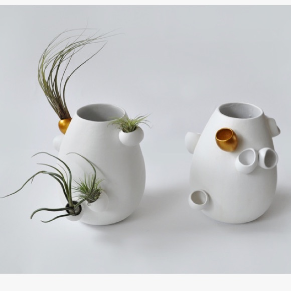 Designer vase. By Müzz Design - Picture 2 of 2